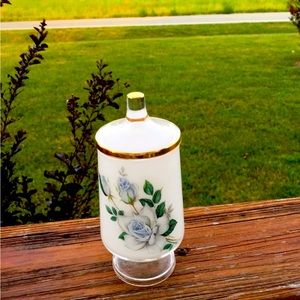 Vintage pedal cover vase